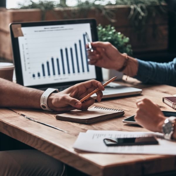 imgi_20_home_3_about_screen_1_bg-600x600-1